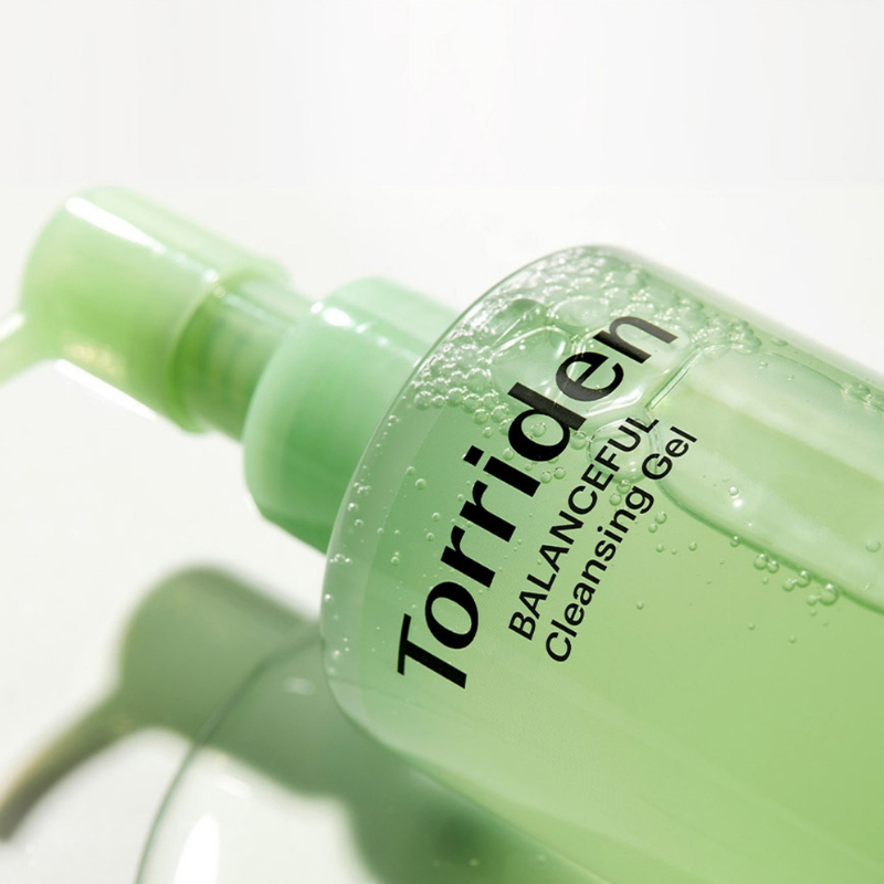 TORRIDEN Balanceful Cica Cleansing Gel | BONIIK Best Korean Beauty Skincare Makeup Store in Australia