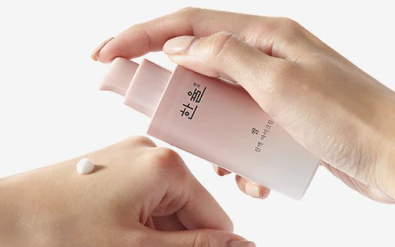 Anti-aging Care - Maintain your Glow For Premature Skin  BONIIK Blog Best Korean Beauty Skin Care Makeup in Australia
