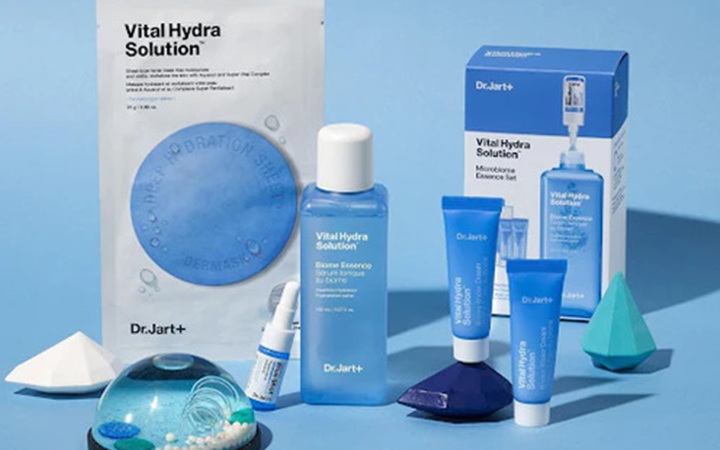 Summer Skincare Dream - DR. JART Vital Hydra Solution