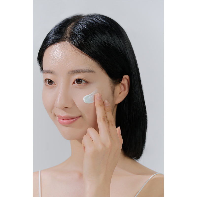 SKIN1004 Madagascar Centella Hyalu-Cica Water Fit Sun Serum | BONIIK Best Korean Beauty Skincare Makeup Store in Australia